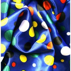 Satin polyester pois multicolors sur fond bleu