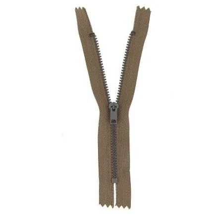 Fermeture éclair marron clair pantalon non séparable - 18 cm Fermeture éclair marron clair pantalon non séparable - 18 cm