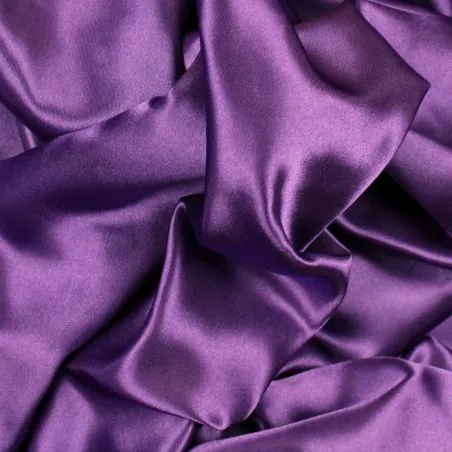 Tissu Satin uni de couleur violet
