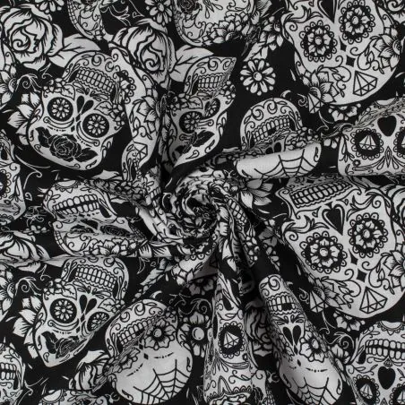 Tissu coton noir imprimé tête de mort fleuri mexicain