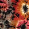 Tissu satin de soie noir imprimé dégradé abstrait orange - Made in Italy Tissu satin de soie noir imprimé dégradé abstrait orange - Made in Italy