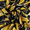Tissu satin de soie noir imprimé fleuri jaune et blanc - Made in Italy