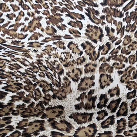 Tissus satin polyester écru imprimé léopard