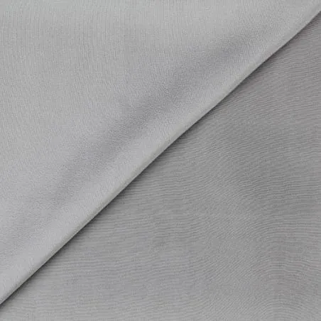 Tissu crêpe de soie uni gris perle