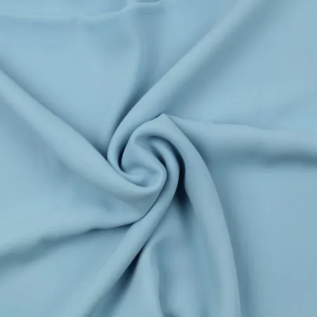 Tissu mousseline de polyester bleu ciel