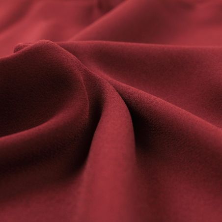 Tissus crêpe uni de couleur bordeaux Tissus crêpe uni de couleur bordeaux