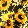 Tissu en satin de soie noir imprimé fleuri jaune Tissu en satin de soie noir imprimé fleuri jaune