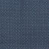 Tissu en coton bleu nuit à motif géométrique de petits triangles rouges et bleus Tissu en coton bleu nuit à motif géométrique de petits triangles rouges et bleus